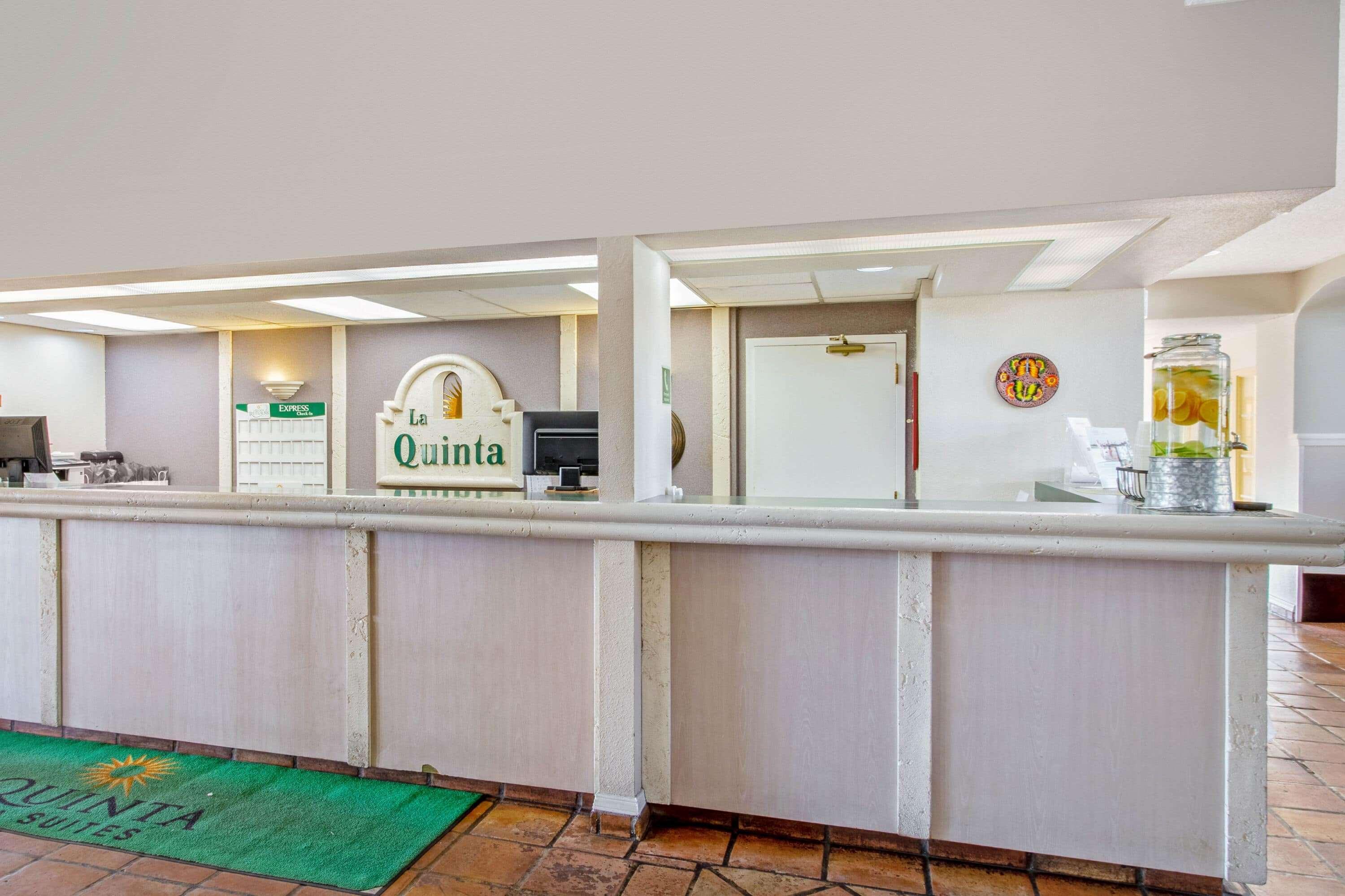 La Quinta Inn By Wyndham Las Cruces Mesilla Valley Exterior photo